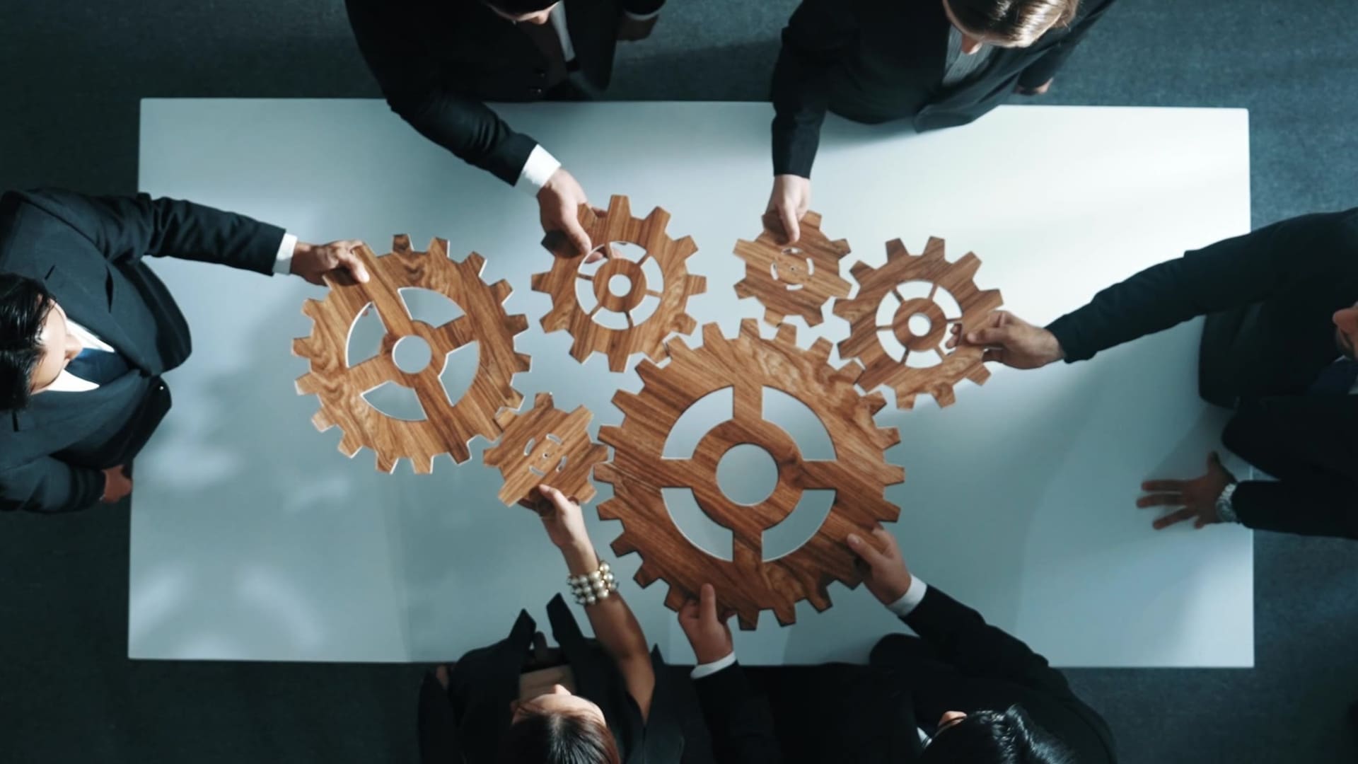 Kreativität durch Einschränkungen, Kreative Problemlösung, Experience Design, Game Design, Individuelle Game Solutions, Interaktive Erlebnisse, Innovation, Gamification, Erlebnisdesign, Kreative Konzepte